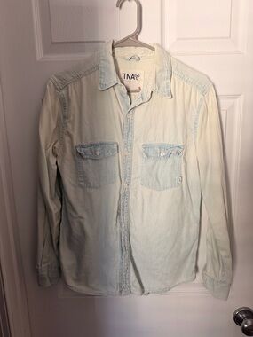 Aritzia TNA Light Wash Chambray Denim Button-Up Shirt - Pale Blue